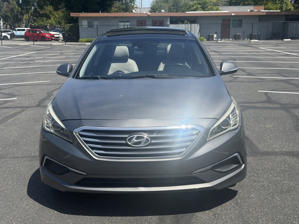 hyundai sonata hybrid 2017 KMHE34L39HA077221 image hyundai sonata hybrid 2017 KMHE34L39HA077221 image